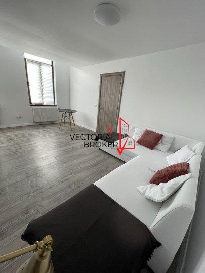 Hala Traian, apartament 2 camere unicat