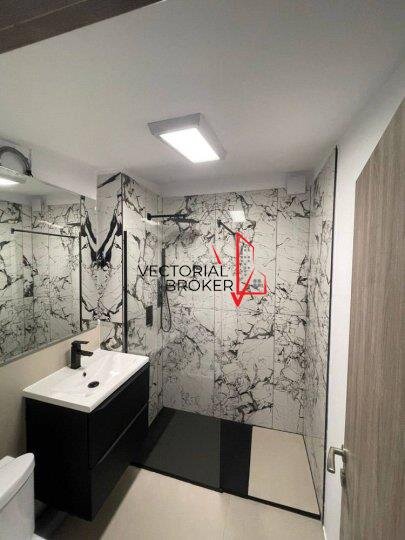 Hala Traian, apartament 2 camere unicat